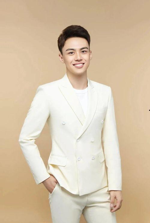 电台主持人网红吃瓜,电台主持人带你探秘娱乐圈幕后风云