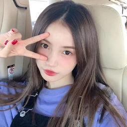 抖音吃瓜网红女的是谁,揭秘网络红人的神秘面纱