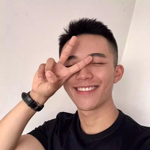 网红男博主吃瓜图片,吃瓜图片背后的惊人真相