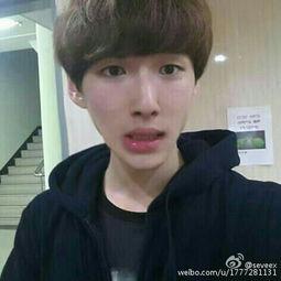 网红吃瓜男生是谁呀图片,他是谁？背后的故事与影响力