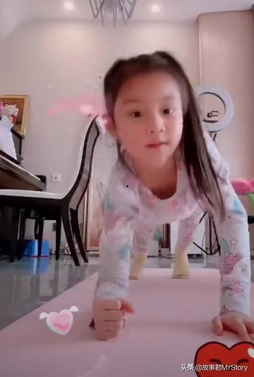 吃瓜网红小女孩视频,网红小女孩的吃瓜日常