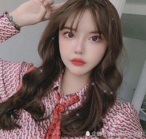 韩安冉吃瓜网红是谁啊,揭秘韩安冉吃瓜背后的网红风云