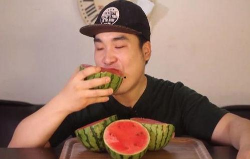 有没有网红吃瓜网站,揭秘娱乐圈幕后真相的“瓜田”  第2张